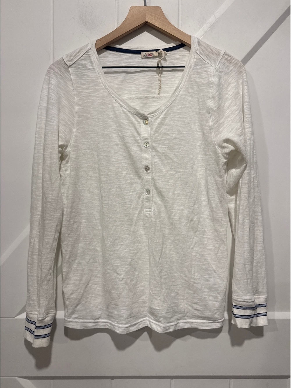 Faherty White Long Sleeve Henley Shirt, NWOT, Medium